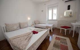 Apartments Smoky M
